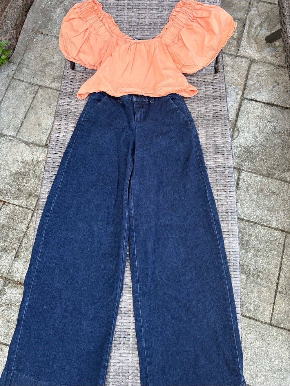 Zara Wide-Leg High-Rise Jeans in Dark Blue
